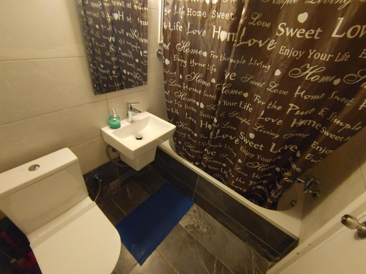Luxury Apartment In Light House Beach Paphos Ngoại thất bức ảnh